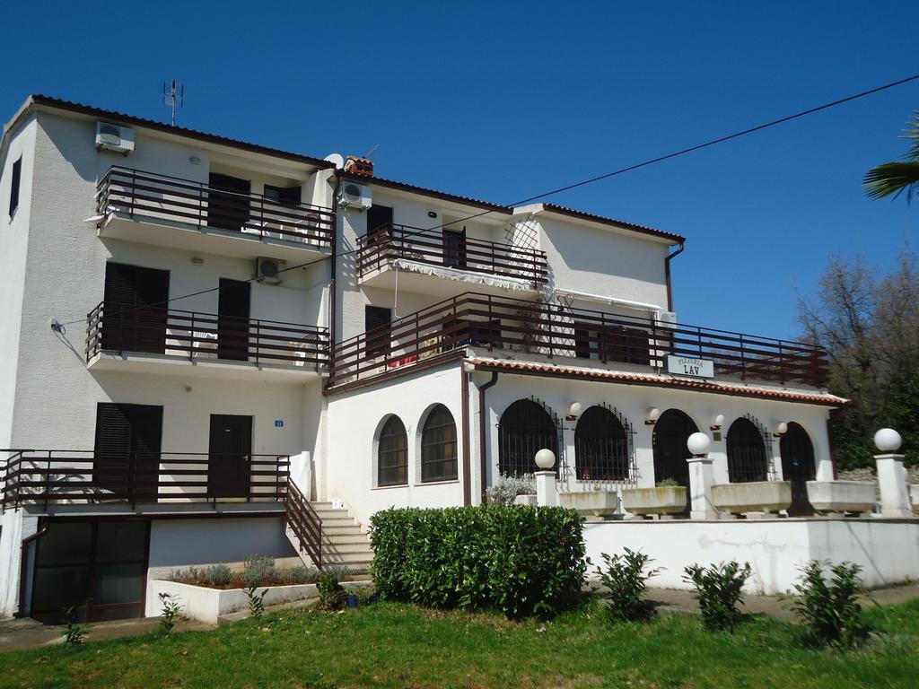 Apartments Lav Umag Eksteriør bilde
